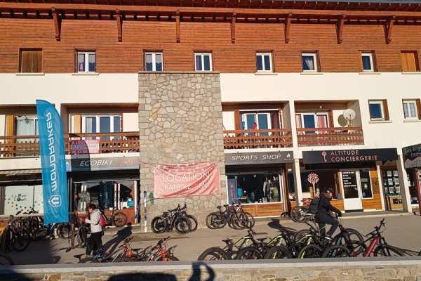 Ski Republic Ecobike Sport Shop